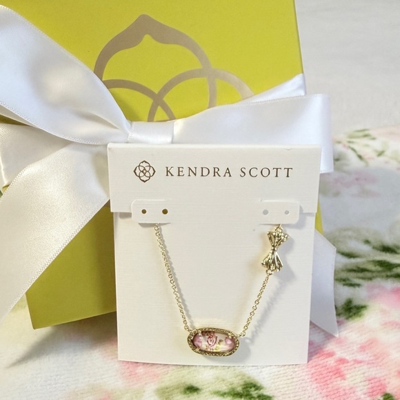 Kendra Scott x Love Shack Fancy Elisa Pink Bloom Floral Bow Necklace - Picture 4 of 10